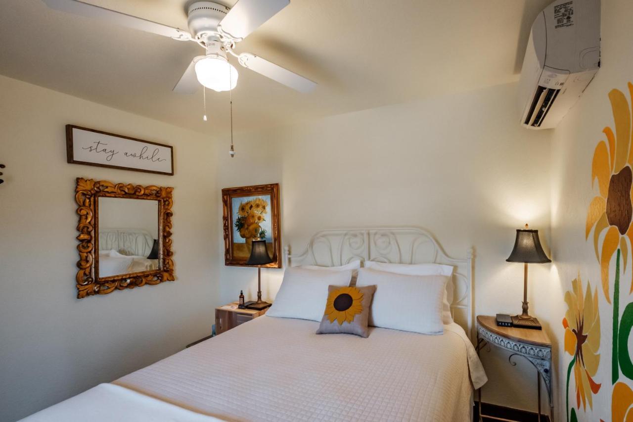 Mamere'S Guest House Monmouth Buitenkant foto