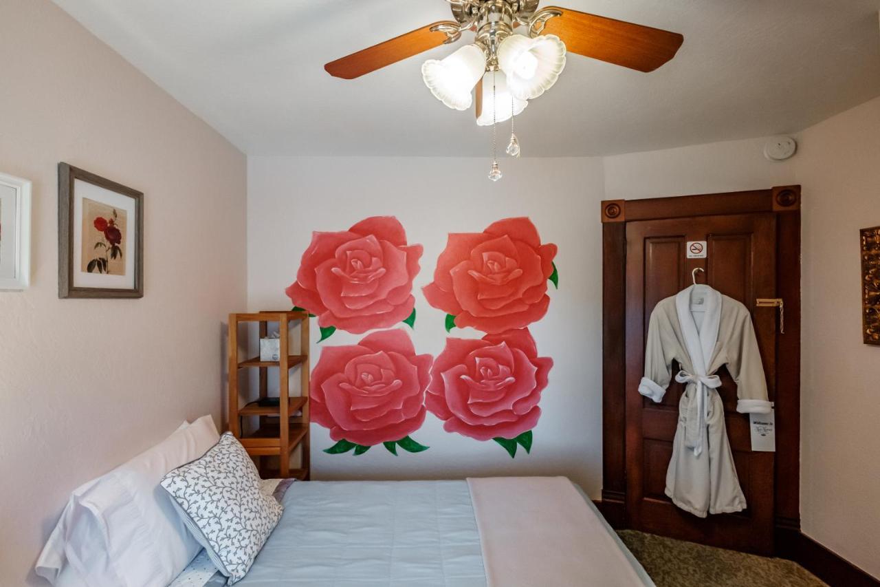 Mamere'S Guest House Monmouth Buitenkant foto
